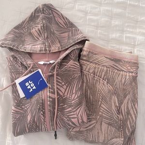 Target Joy Lab Pink Palm Set